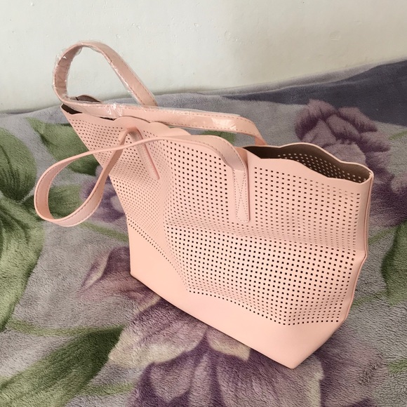 Neiman Marcus State of Escape Perforated Tote Bag - Picture 6 of 13